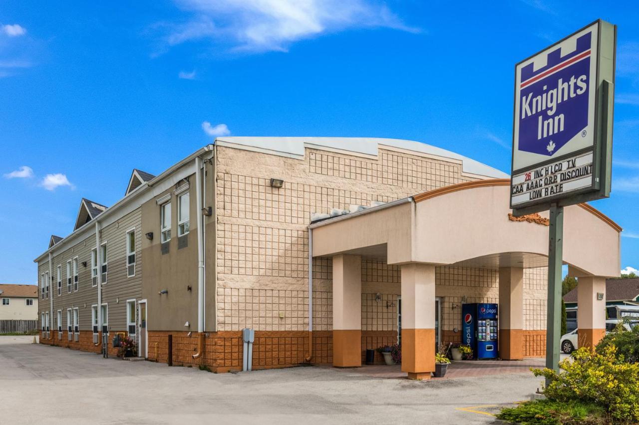 Hotel Knights